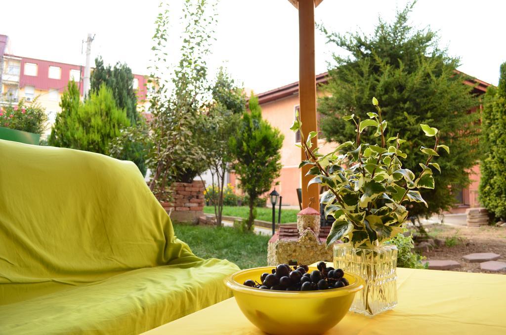 Villa Re3ca Skopie Exterior foto